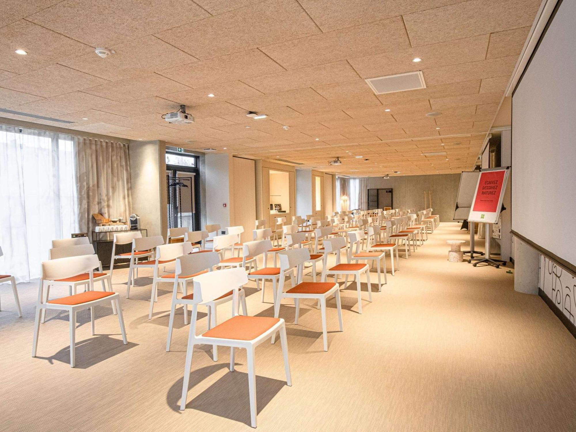 Hotel Ibis Styles Montauban Exterior foto