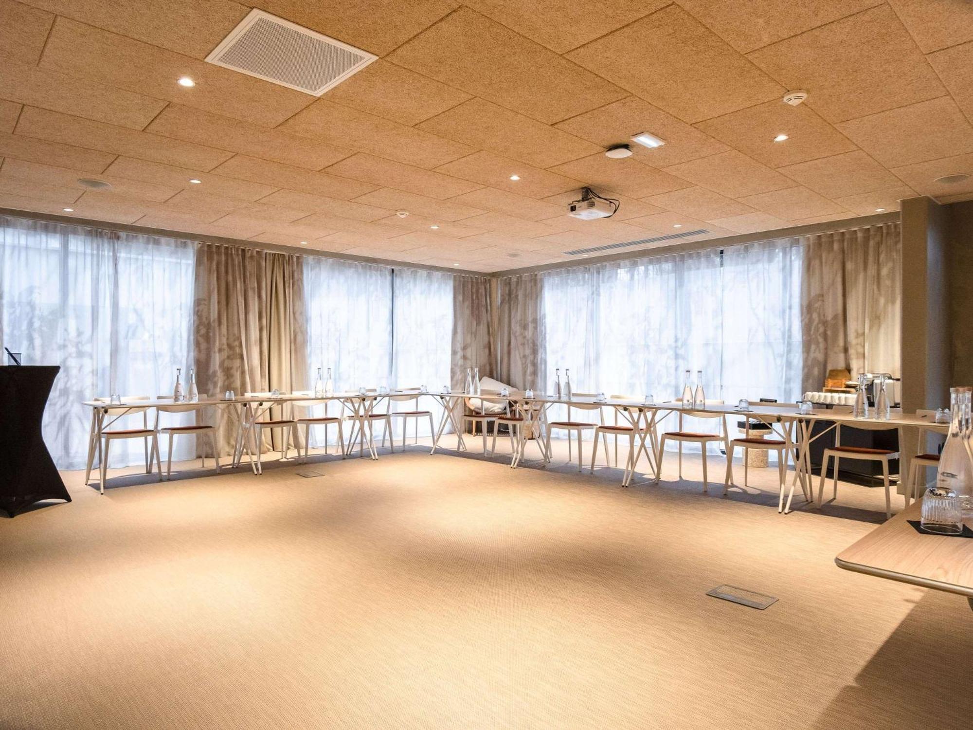 Hotel Ibis Styles Montauban Exterior foto