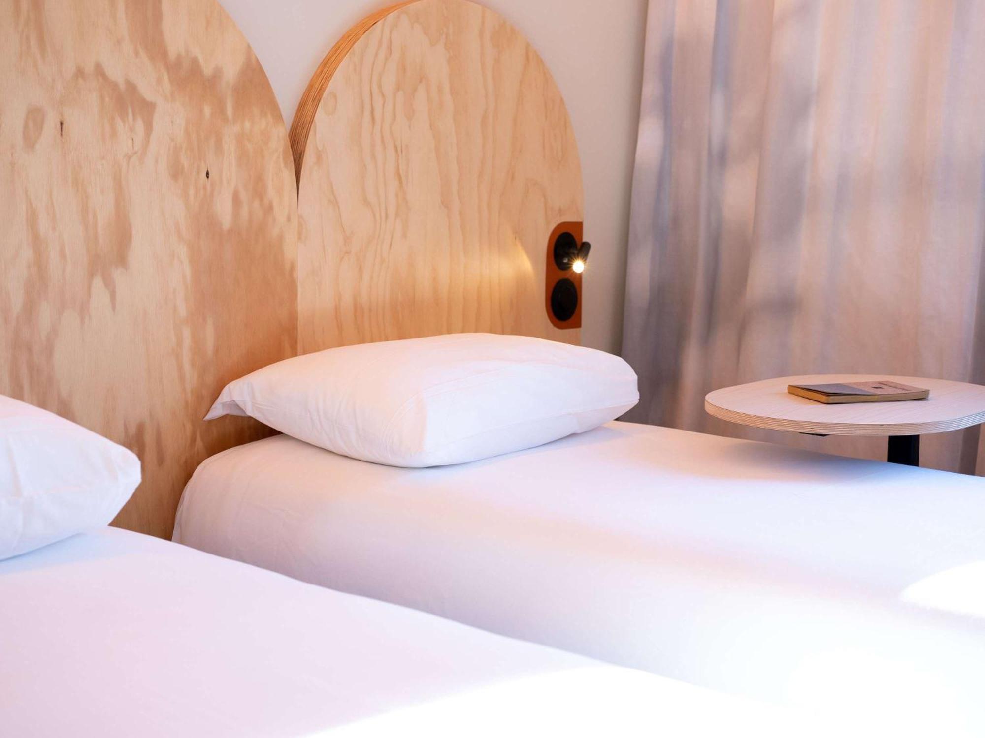 Hotel Ibis Styles Montauban Exterior foto