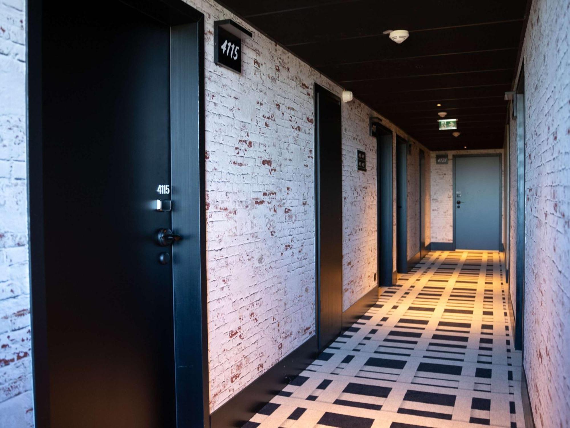 Hotel Ibis Styles Montauban Exterior foto
