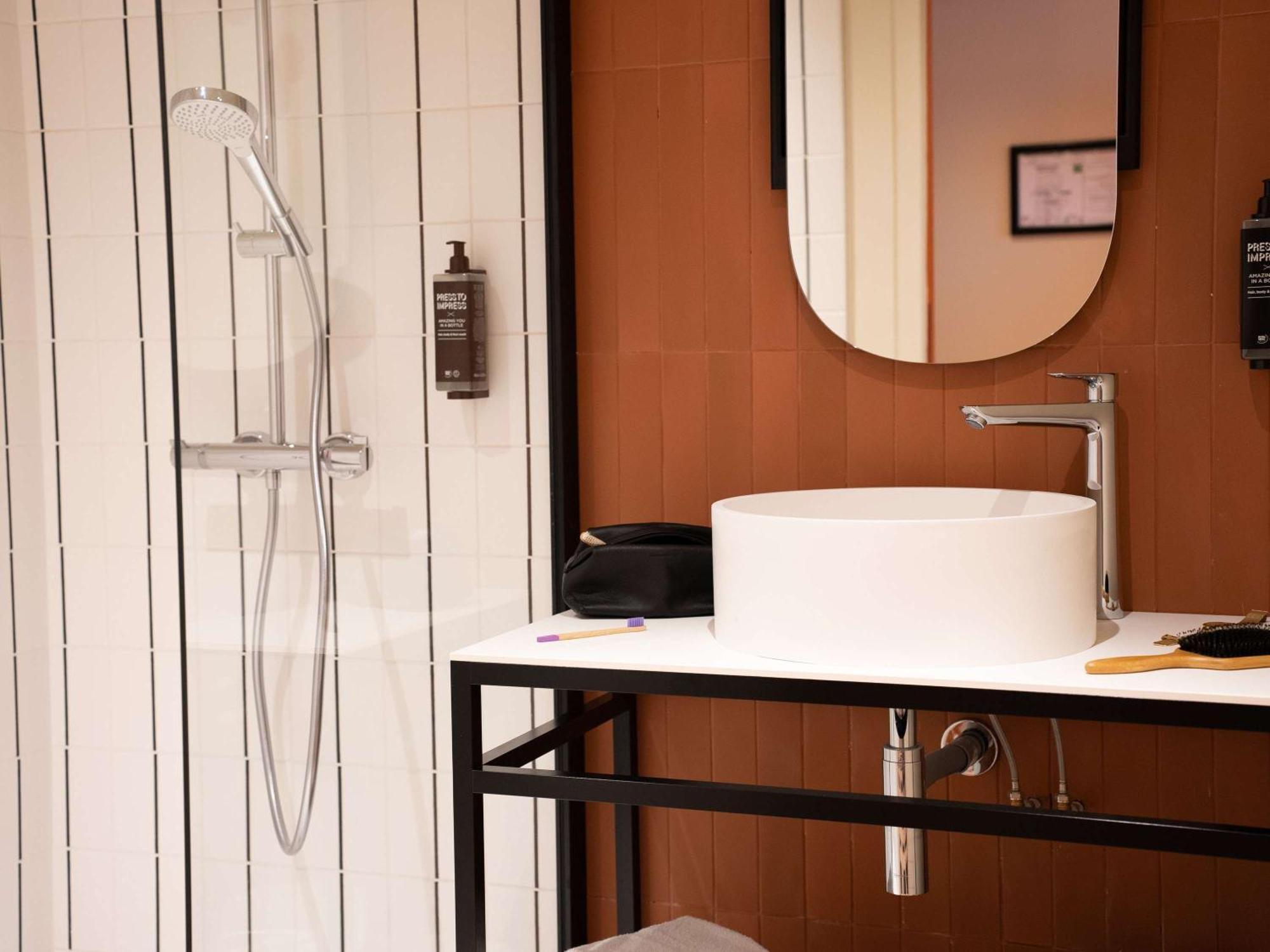 Hotel Ibis Styles Montauban Exterior foto